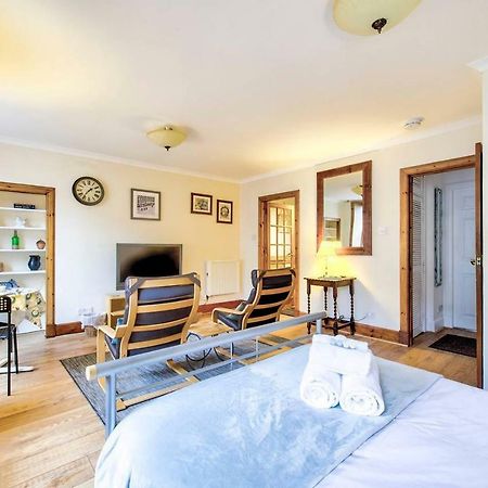 Joivy Royal Mile Apartment In Prime Location Edinburgh Exterior photo