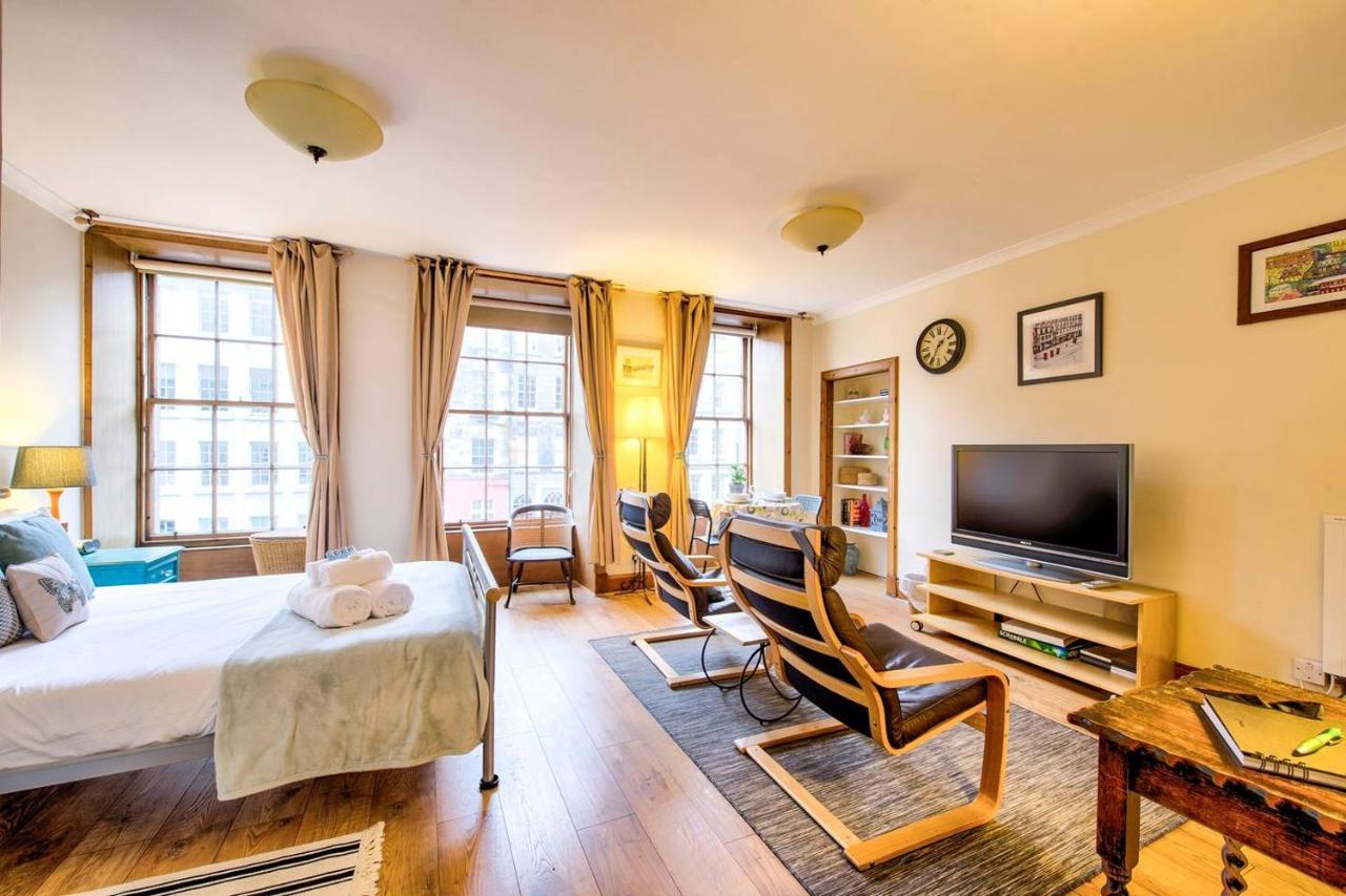 Joivy Royal Mile Apartment In Prime Location Edinburgh Exterior photo